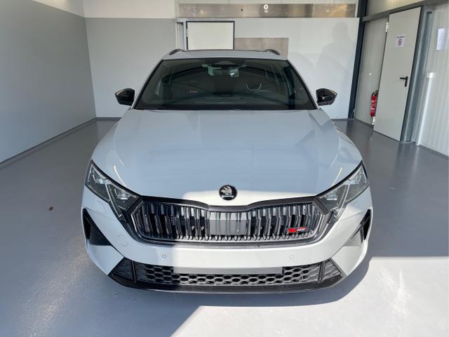 Skoda / Octavia Combi / Grau / / / 265PS DSG HUD+Pano+360&deg;+DCC+AHK+CANTON+Matrix+Alu19+eHeck+GV4
