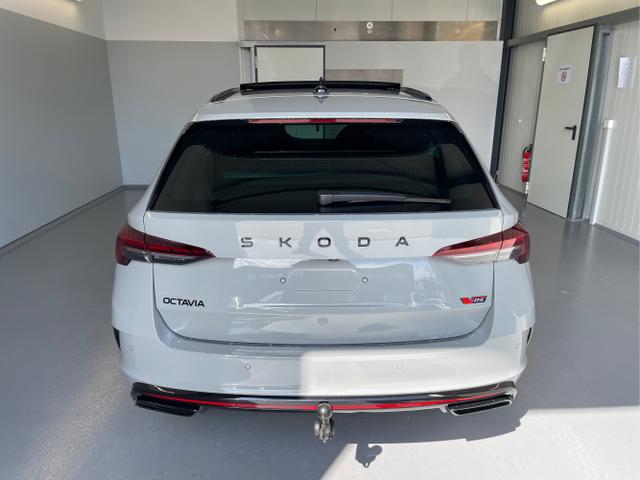 Skoda / Octavia Combi / Grau / / / 265PS DSG HUD+Pano+360&deg;+DCC+AHK+CANTON+Matrix+Alu19+eHeck+GV4