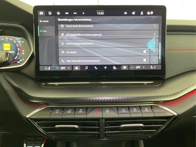 Skoda / Octavia Combi / Grau / / / 265PS DSG HUD+Pano+360&deg;+DCC+AHK+CANTON+Matrix+Alu19+eHeck+GV4