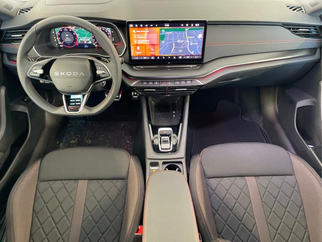 Skoda / Octavia Combi / Silber / / / 265PS DSG HUD+Pano+360&deg;+DCC+AHK+CANTON+Matrix+Alu19+eHeck+GV4