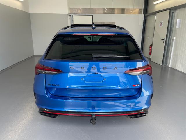 Skoda / Octavia Combi / Blau / / / 265PS DSG HUD+Pano+360&deg;+DCC+AHK+CANTON+Matrix+Alu19+eHeck+GV4