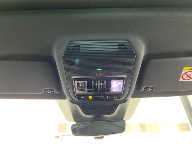 Skoda / Octavia Combi / Blau / / / 265PS DSG HUD+Pano+360&deg;+DCC+AHK+CANTON+Matrix+Alu19+eHeck+GV4