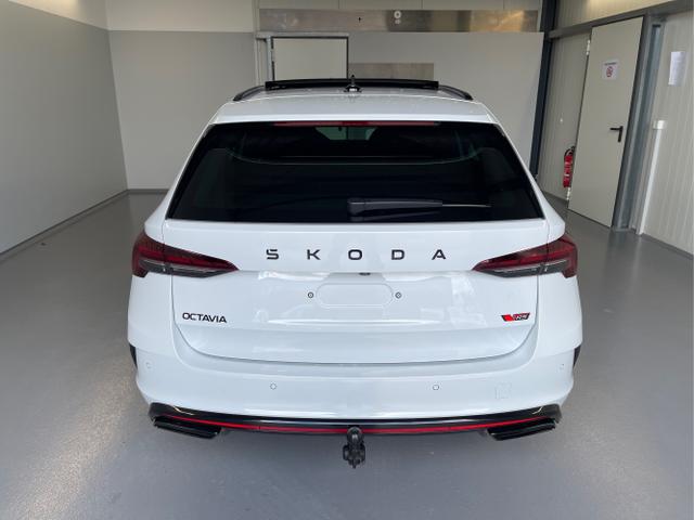 Skoda / Octavia Combi / Wei&szlig; / / / 265PS DSG HUD+Pano+360&deg;+DCC+AHK+CANTON+Matrix+Alu19+eHeck+GV4
