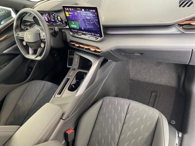 Cupra / Terramar / Schwarz / / / 265PS DSG 4Drive Sthz+Sennheiser+AHK+Alu20+Matrix+Pano+Navi