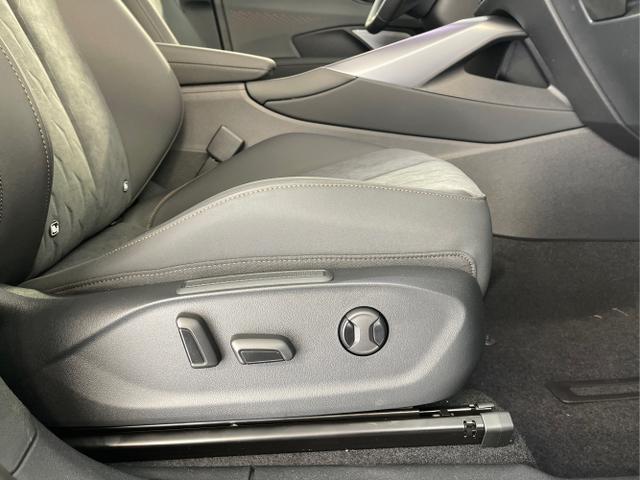 Cupra / Terramar / Schwarz / / / 265PS DSG 4Drive Sthz+Sennheiser+AHK+Alu20+Matrix+Pano+Navi