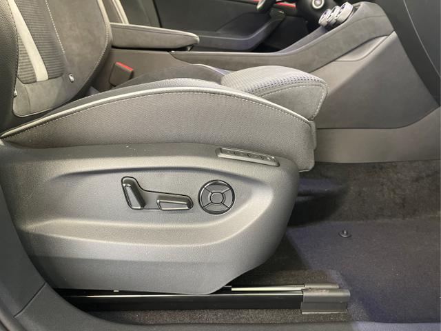 Skoda / Kodiaq / Schwarz / / / 193PS TDI 4x4 7Sitze+AHK+HUD+Pano+360&deg;+GV5+Navi+CANTON+Alu20