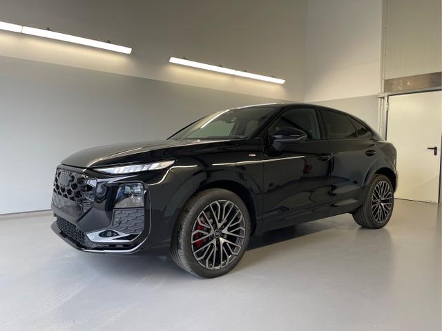 Audi Q3 - Sportback NEU TFSI 265 PS quattro S line Pano+TechPro+Matrix+AHK+HUD+Alu20+KlimaPlus+DCC+SONOS