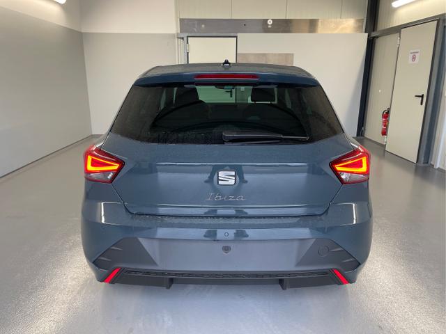 Seat / Ibiza / Blau / / / 95PS Kamera+ACC+GV5+App-Conect+Sitzheizung+ParkPilot hinten