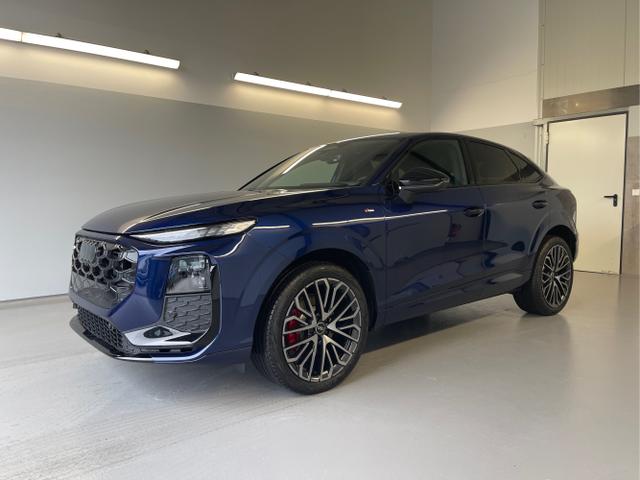 Audi Q3 - Sportback NEU TFSI 265 PS quattro S line Pano+TechPro+Matrix+AHK+HUD+Alu20+KlimaPlus+DCC+SONOS