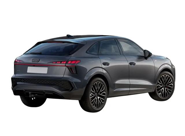 Audi Q3 Sportback NEU TFSI quattro S line Pano+TechPro+Matrix+AHK+HUD+Alu20+KlimaPlus+DCC+SONOS 