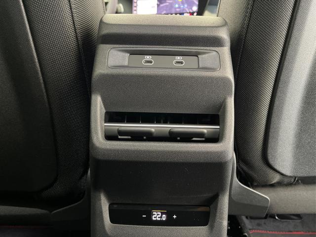 Audi Q3 Sportback NEU TFSI 265 PS quattro S line Pano+TechPro+Matrix+AHK+HUD+Alu20+KlimaPlus+DCC+SONOS 