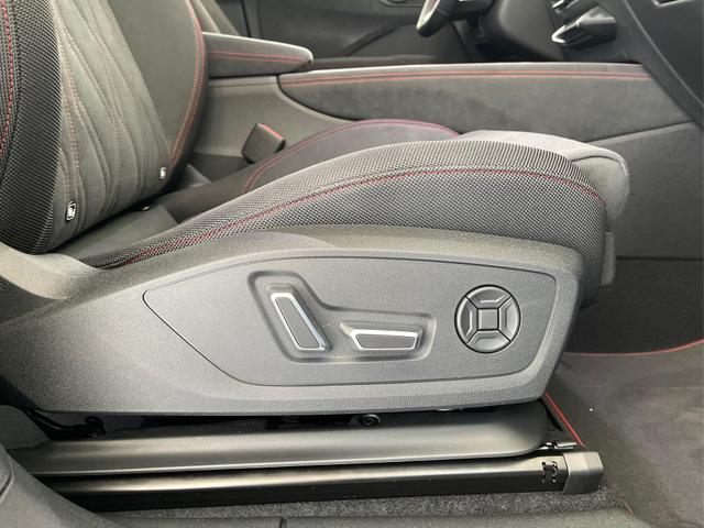 Audi Q3 Sportback NEU TFSI 265 PS quattro S line Pano+TechPro+Matrix+AHK+HUD+Alu20+KlimaPlus+DCC+SONOS 