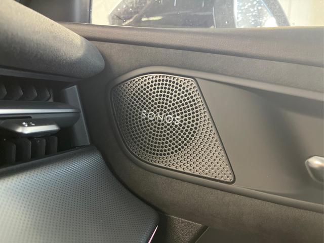 Audi Q3 Sportback NEU TFSI 265 PS quattro S line Pano+TechPro+Matrix+AHK+HUD+Alu20+KlimaPlus+DCC+SONOS 