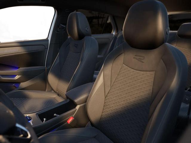 T-Roc NEU R-Line 150PS eTSI HUD+AHK+Navi+GV5+360&deg;+IQ.Light+Parklenk+eHeck+BlackStyle 
