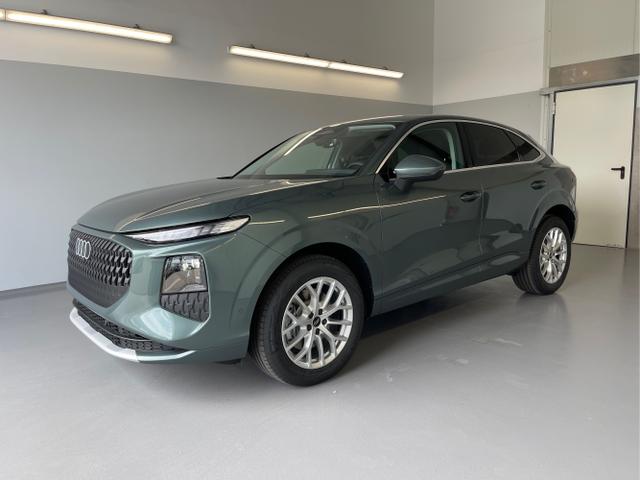 Audi Q3 - Sportback NEU TFSI quattro Tech+AHK+LEDPlus+ACC+Kamera+Alu18+Volllack