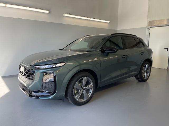 Audi Q3 - NEU TFSI quattro S line Tech+AHK+Alu19+LEDplus+KlimaPlus+ExtSchwarz