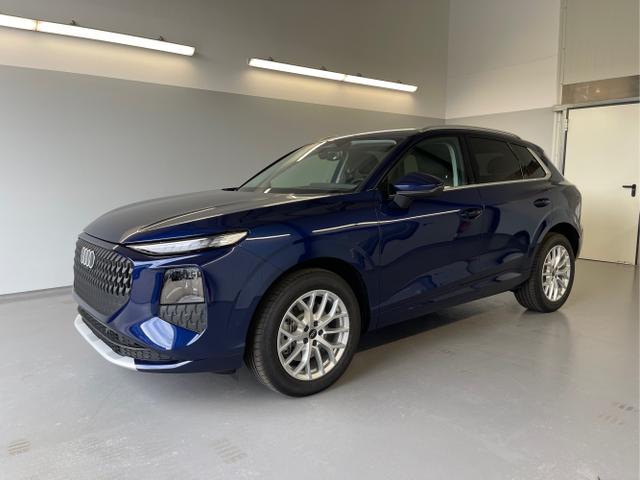 KFZ (Lager) Audi Q3 - NEU TFSI quattro Tech AHK LEDPlus ACC Kamera Alu18 Volllack