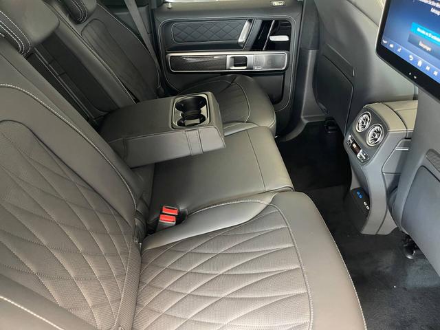 Mercedes-Benz G-Klasse G 450 d AMG Line Night+Fond+SUPERIOR+Alu22+Technik+Standheizung+AHK+VOLL 