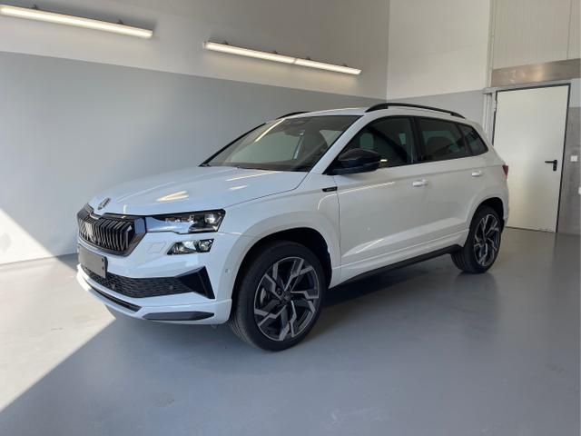 KFZ (Lager) Skoda Karoq - Sportline 2.0 TDI 4x4 AHK 360&deg; Alu19 Navi Matrix Winter eHeck Lounge ACC GV5