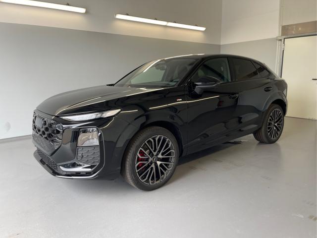 Audi Q3 - Sportback NEU TFSI quattro S line Pano+TechPro+Matrix+AHK+HUD+Alu20+KlimaPlus+DCC+SONOS