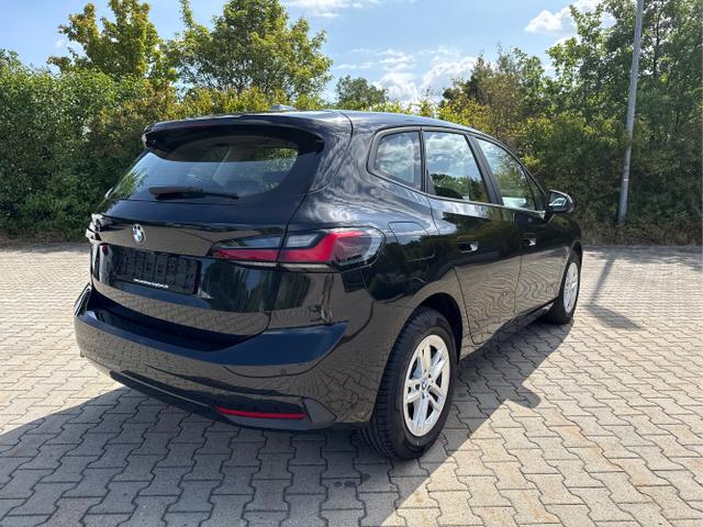 BMW / 2er Active Tourer / Schwarz / / / 