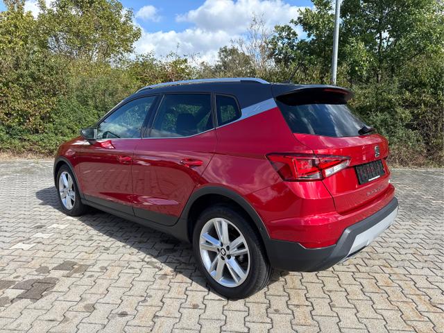 Seat / Arona / Rot / / / Arona 1.0 TSI FR