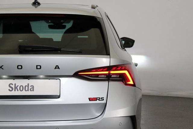 Skoda Octavia Combi RS PLUS 2.0 TDI 7-Gang-DSG 