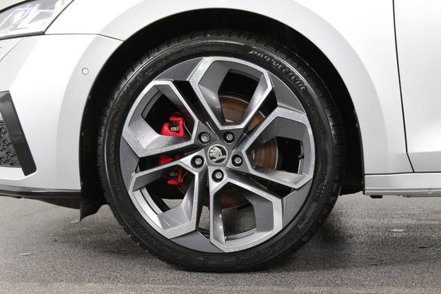 Skoda Octavia Combi RS PLUS 2.0 TDI 7-Gang-DSG 