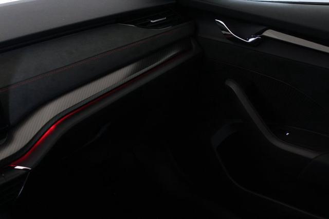 Skoda Octavia Combi RS 2.0 TDI 7-Gang DSG 