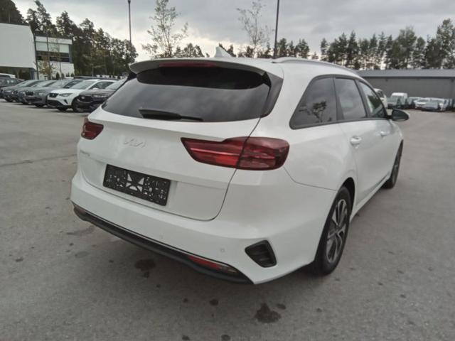 Kia Ceed Sportswagon Silver 1.5 T-GDI 6-Gang 