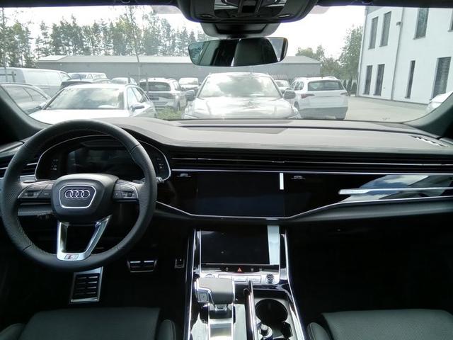 Audi Q8 S line 55 TFSIe 8-Gang tiptronic quattro 