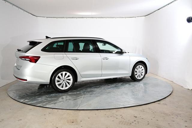 Skoda Octavia Combi Selection 1.5 TSI mHEV 7-Gang-DSG 