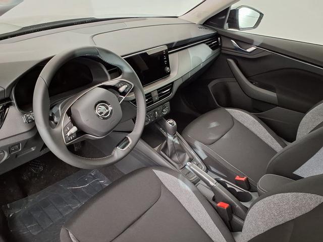 Skoda Kamiq Drive 1.0 TSI 5-Gang 