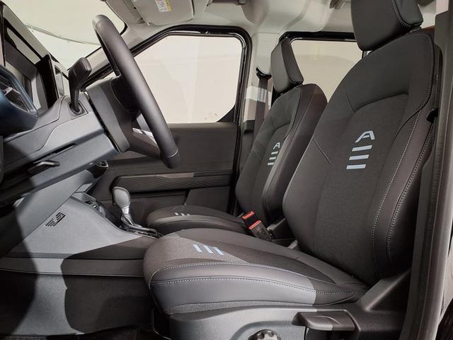Ford Tourneo Courier Active 1.0 EcoBoost 92kW (125PS) 7-Gang-Automatik 