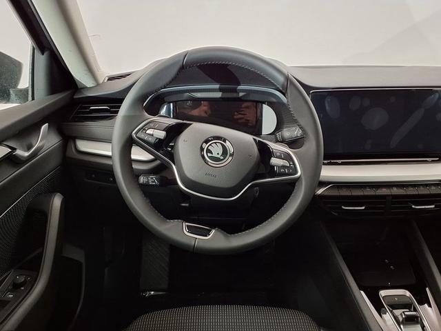 Skoda Octavia Combi Business 1.5 TSI mHEV 7-Gang-DSG 