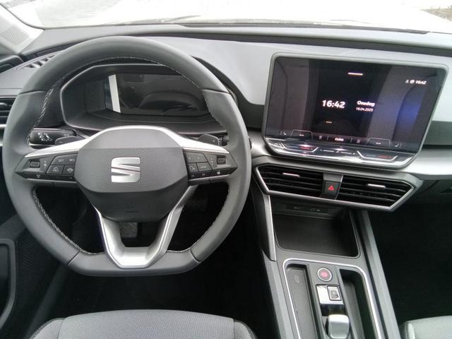 Seat Leon Sportstourer Style 1.5 eTSI 7-Gang-DSG 