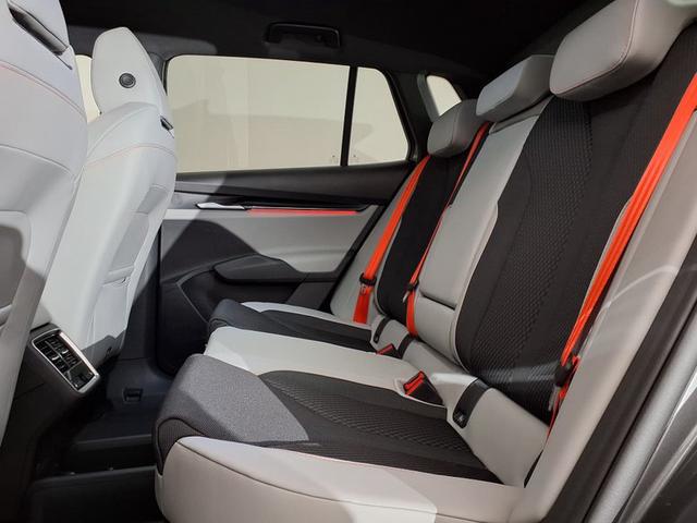 Skoda Elroq 85 82 kWh Batterie Elektromotor 1-Gang-Automatik 