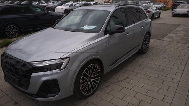 Audi Q7 - S line 60 TFSI e 8-Gang tiptronic quattro