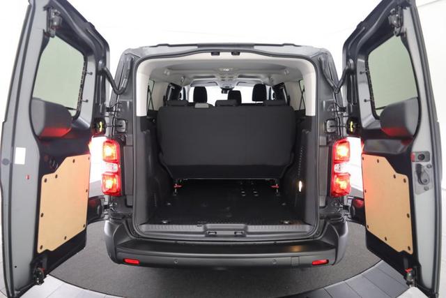Opel Vivaro Kombi 9-Sitzer Lang 2.0 Diesel 8-Gang Automatikgetriebe 