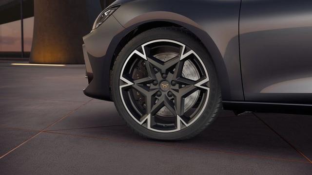 Cupra Leon Sportstourer VZ 2.0 TSI 7-Gang-DSG 4Drive 
