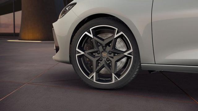 Cupra Leon Sportstourer VZ 2.0 TSI 7-Gang-DSG 4Drive 