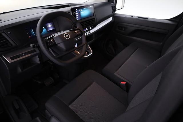 Opel Vivaro Kombi 9-Sitzer Lang 2.0 Diesel 8-Gang Automatikgetriebe 