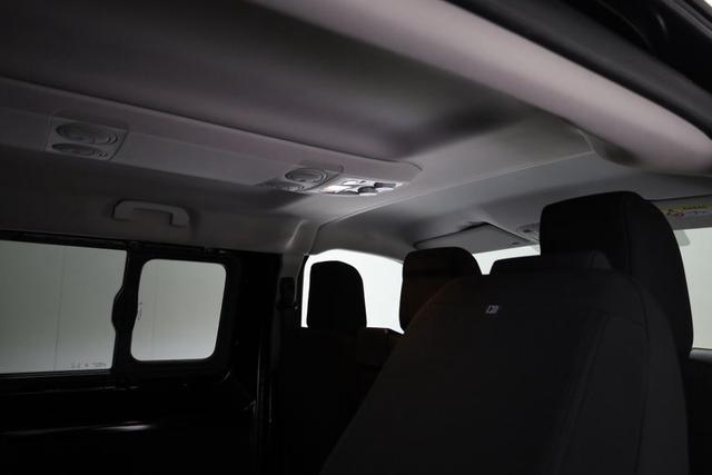 Opel Vivaro Kombi 9-Sitzer Lang 2.0 Diesel 8-Gang Automatikgetriebe 
