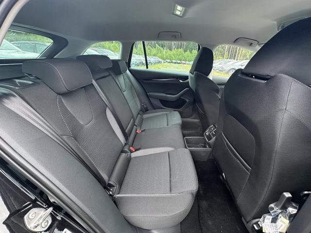 Skoda Octavia Combi Business 1.5 TSI mHEV 7-Gang-DSG 