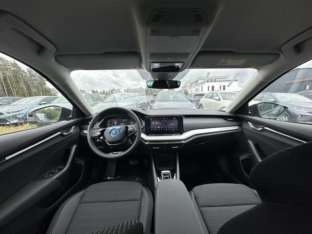 Skoda Octavia Combi Business 1.5 TSI mHEV 7-Gang-DSG 
