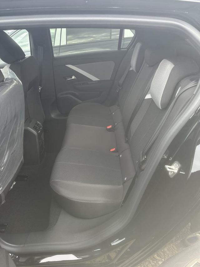 Opel Astra Edition 1.2 Turbo 6-Gang 