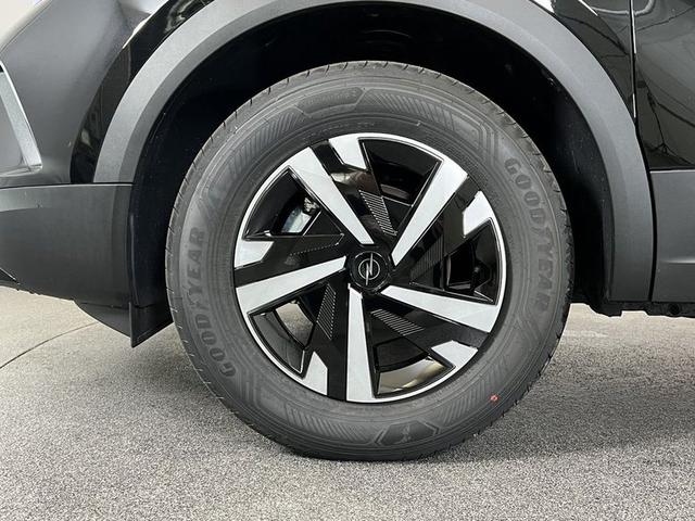 Opel Mokka Edition 1.2 Direct Injection Turbo 8-Gang Automatikgetriebe 
