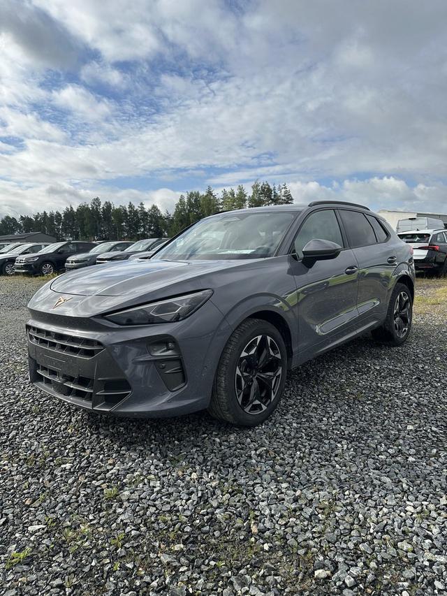 Cupra Terramar - ⁭⁭⁭⁭ 1.5 eTSI 7-Gang-DSG