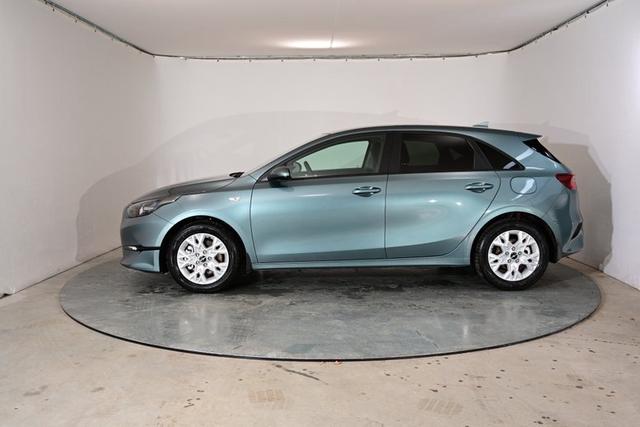 Kia Ceed LX Plus Special 1.5 T-GDI 7-Gang-DCT 