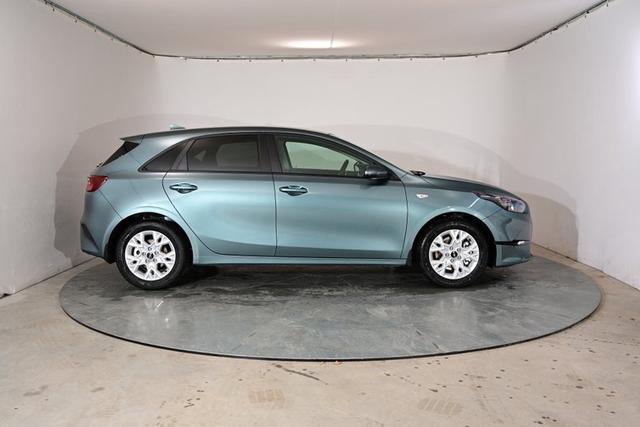 Kia Ceed LX Plus Special 1.5 T-GDI 7-Gang-DCT 